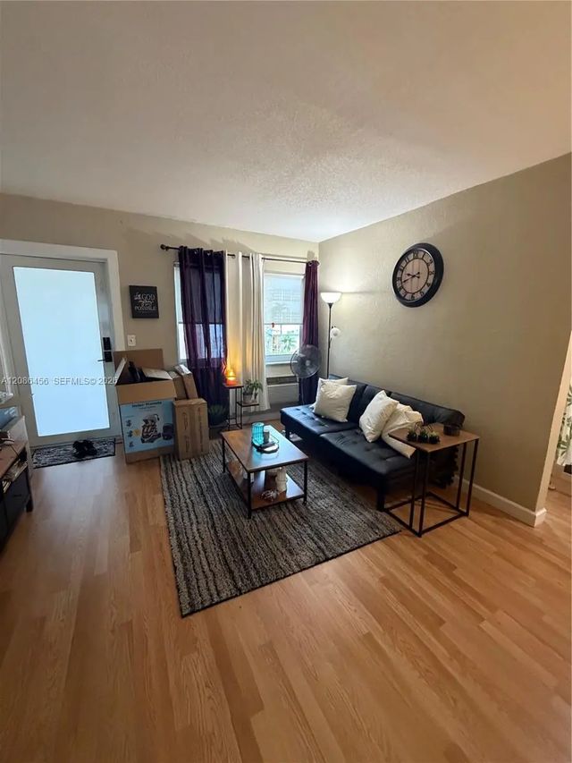 2 of 14 - 3570 Sw 9th Terrace #9b, Miami, FL