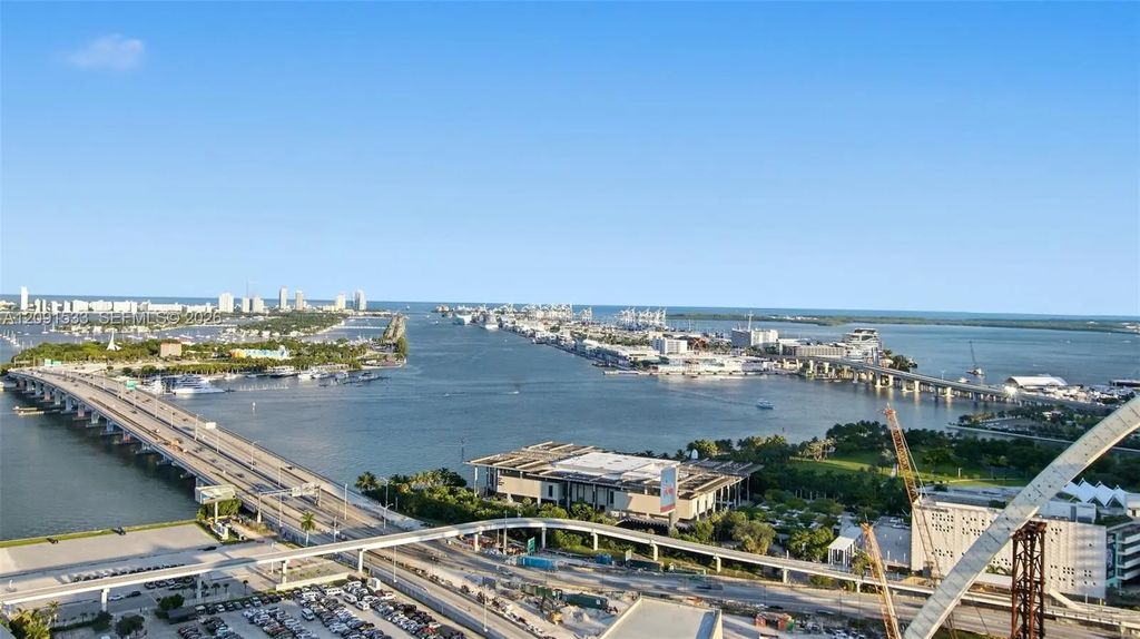 1400 Biscayne Boulevard #2902, Miami