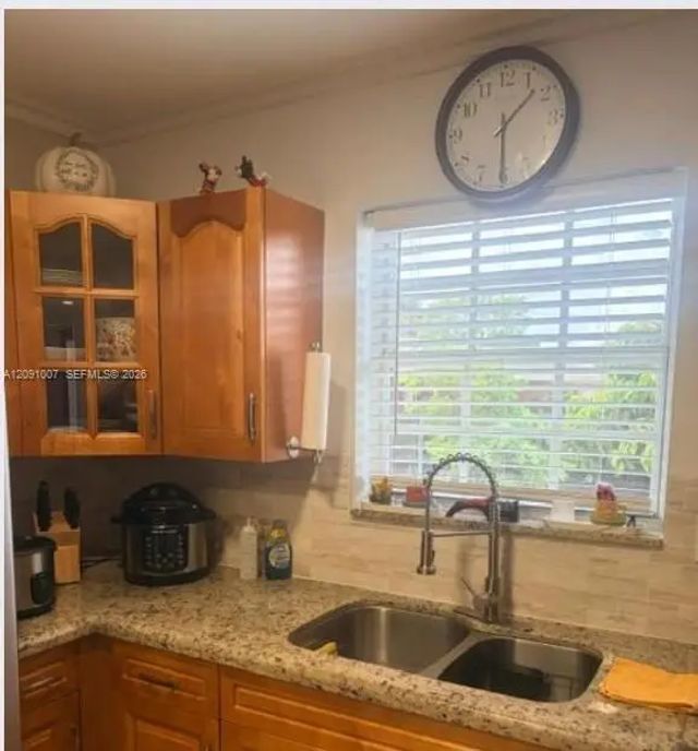 4 of 31 - 2630 De Soto Drive, Miramar, FL