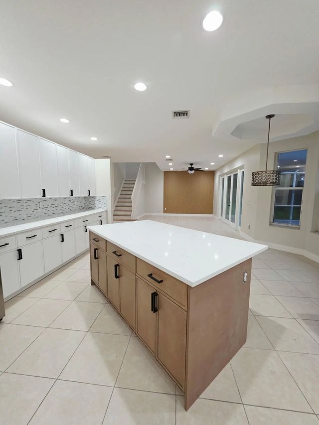 2 of 18 - 2956 Shaughnessy Drive, Wellington, FL
