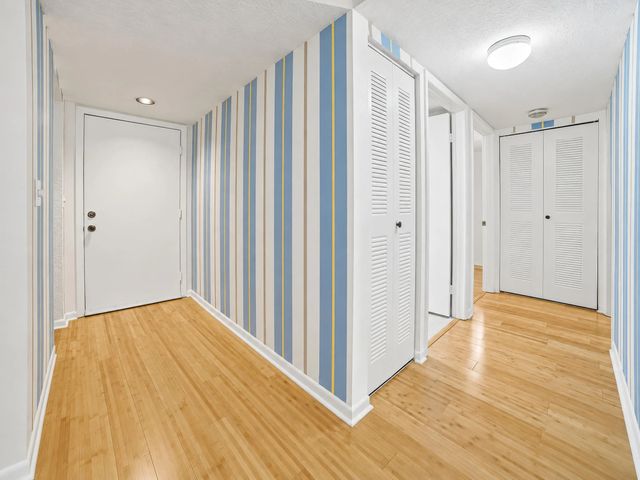 5 of 34 - 5340 Las Verdes Circle #202, Delray Beach, FL