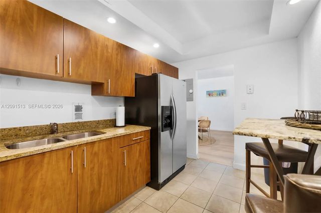 5 of 24 - 4001 S Ocean Drive #12d, Hollywood, FL