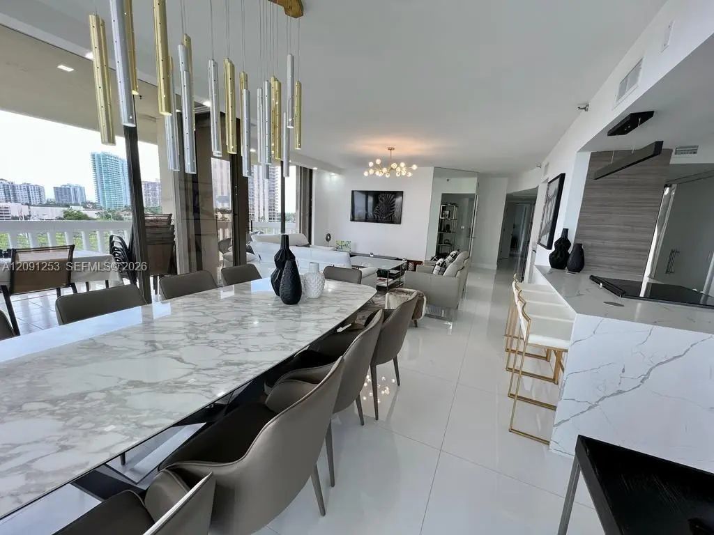 19355 Turnberry Way #6d, Aventura