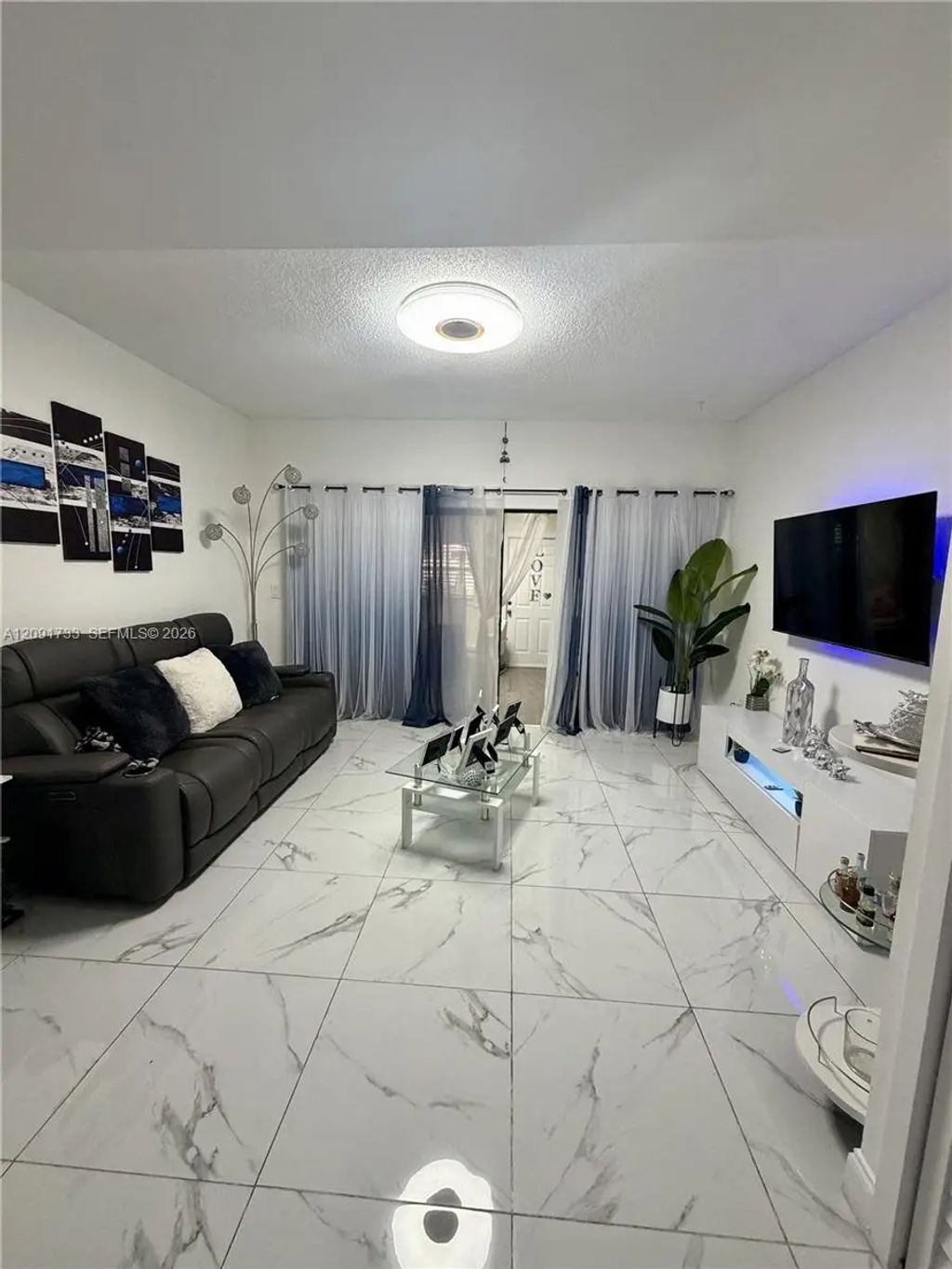 270 Nw 71st Avenue #4, Miami