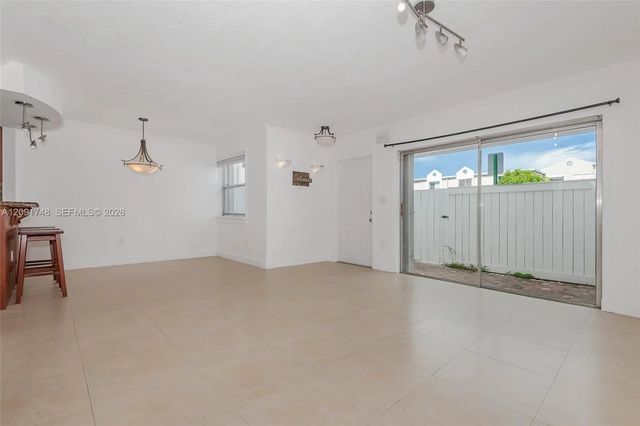 2 of 19 - 4520 Sw 68th Ct Circle #25-5, Miami, FL