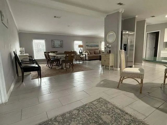 5 of 20 - 6085 Seashore  Drive, Atlantis, FL