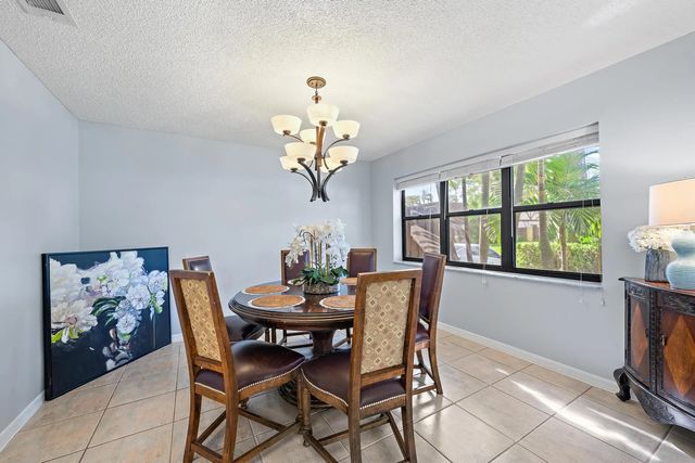 4 of 18 - 148 Weybridge Circle #c, Royal Palm Beach, FL