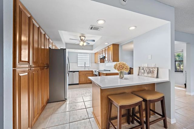 5 of 18 - 148 Weybridge Circle #c, Royal Palm Beach, FL