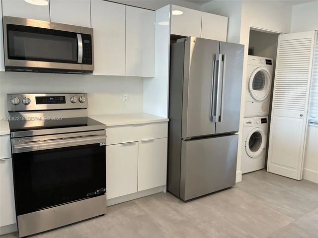 3 of 15 - 7050 Nw 44th Street #708, Lauderhill, FL