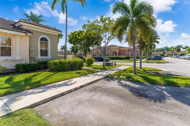 3 of 28 - 11064 Sw 237th Lane, Homestead, FL