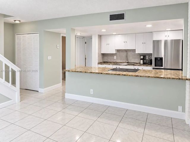 3 of 9 - 3270 N Pine Island Road #307, Sunrise, FL