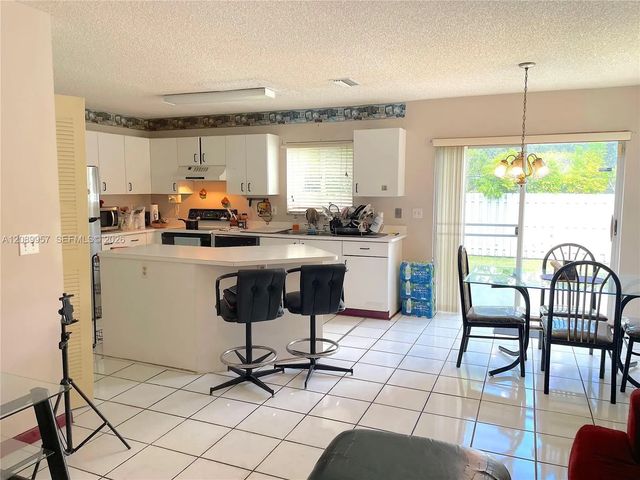 3 of 30 - 8851 Sw 9th Court, Pembroke Pines, FL