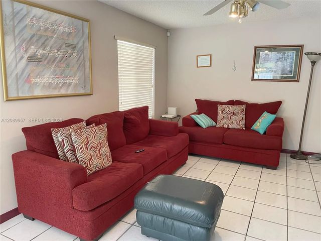 5 of 30 - 8851 Sw 9th Court, Pembroke Pines, FL