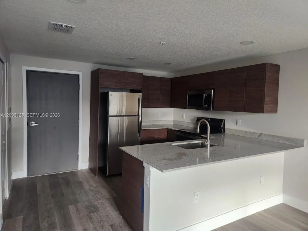 4424 S Texas Avenue #309, Orlando