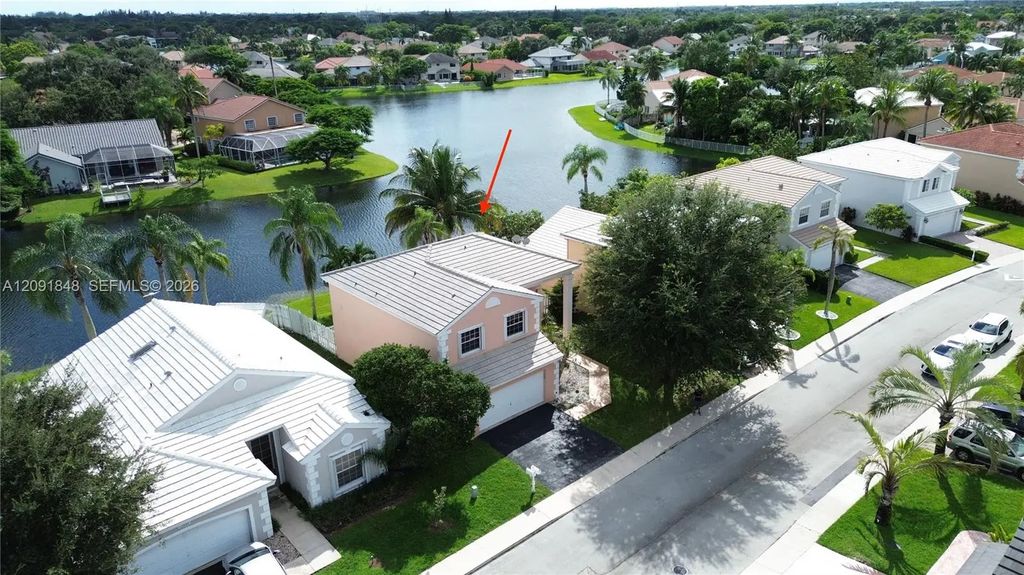 13950 Oak Ridge Drive, Davie