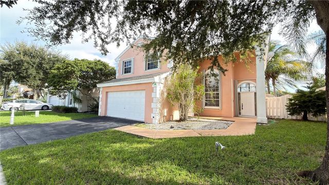 5 of 67 - 13950 Oak Ridge Drive, Davie, FL