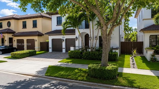 3 of 40 - 22673 Sw 105th Avenue, Miami, FL