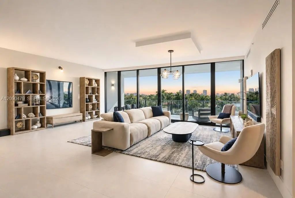 160 Isle Of Venice Drive #ph3, Fort Lauderdale