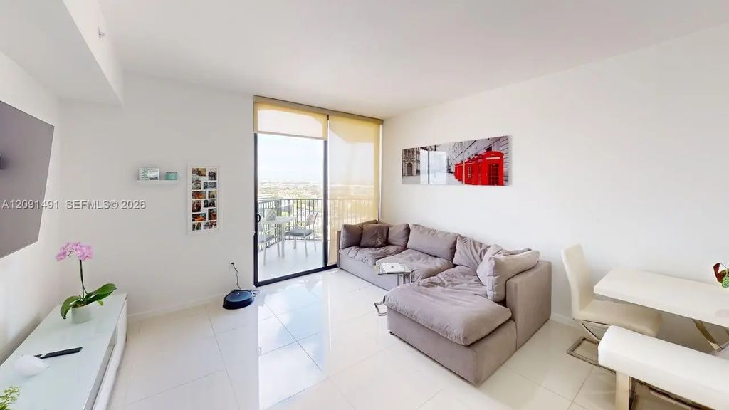 5300 Paseo Boulevard #1607, Doral