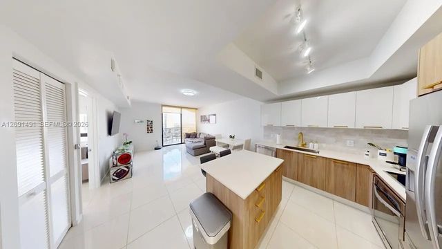 4 of 13 - 5300 Paseo Boulevard #1607, Doral, FL