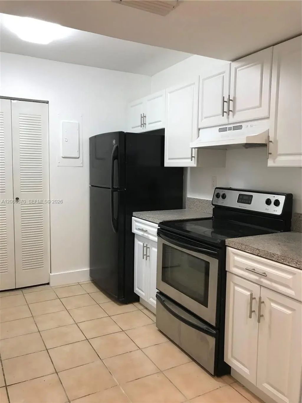 666 Nw 114th Avenue #203, Sweetwater