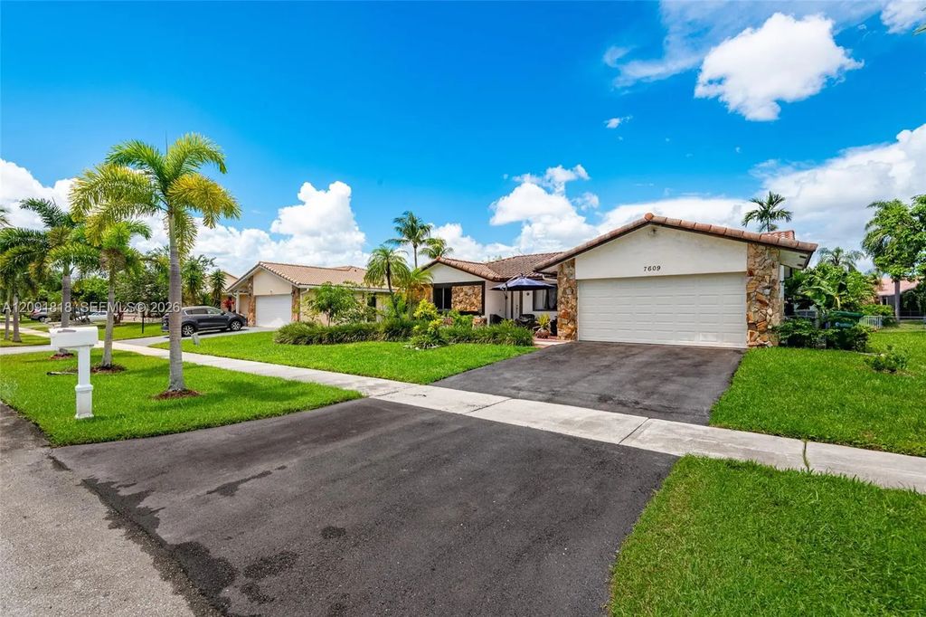 7609 Sunflower Drive, Margate