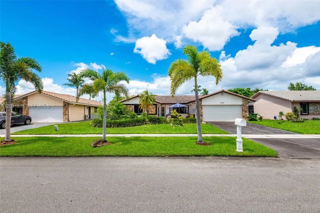 2 of 39 - 7609 Sunflower Drive, Margate, FL
