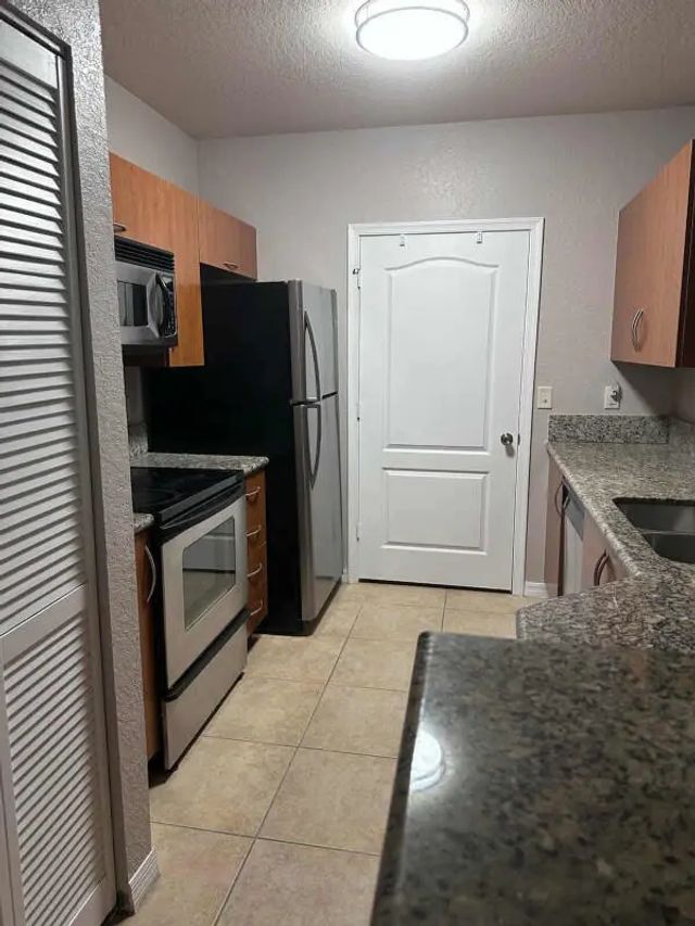 3 of 12 - 162 Sw Peacock Boulevard #205, Port St. Lucie, FL
