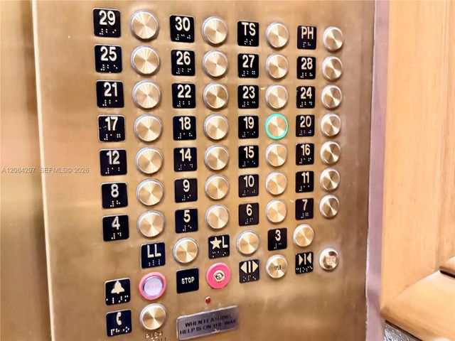 3 of 67 - 1000 W Island Boulevard #1911, Aventura, FL