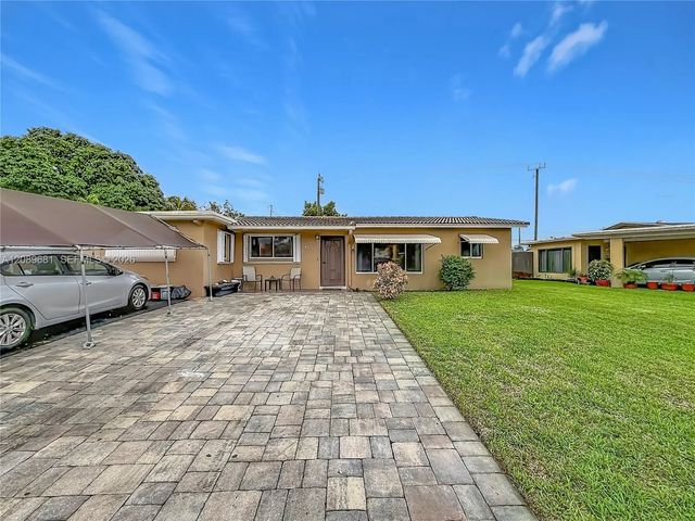 2 of 45 - 4220 Ne 4th Terrace, Deerfield Beach, FL