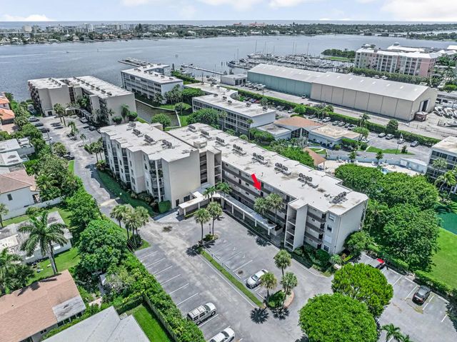 890 N Federal Highway #307, Lantana