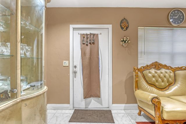 5 of 25 - 1627 4th Court Ne, Boynton Beach, FL