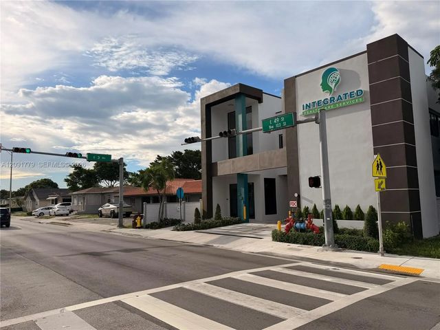 3 of 5 - 275 E 49th Street, Hialeah, FL
