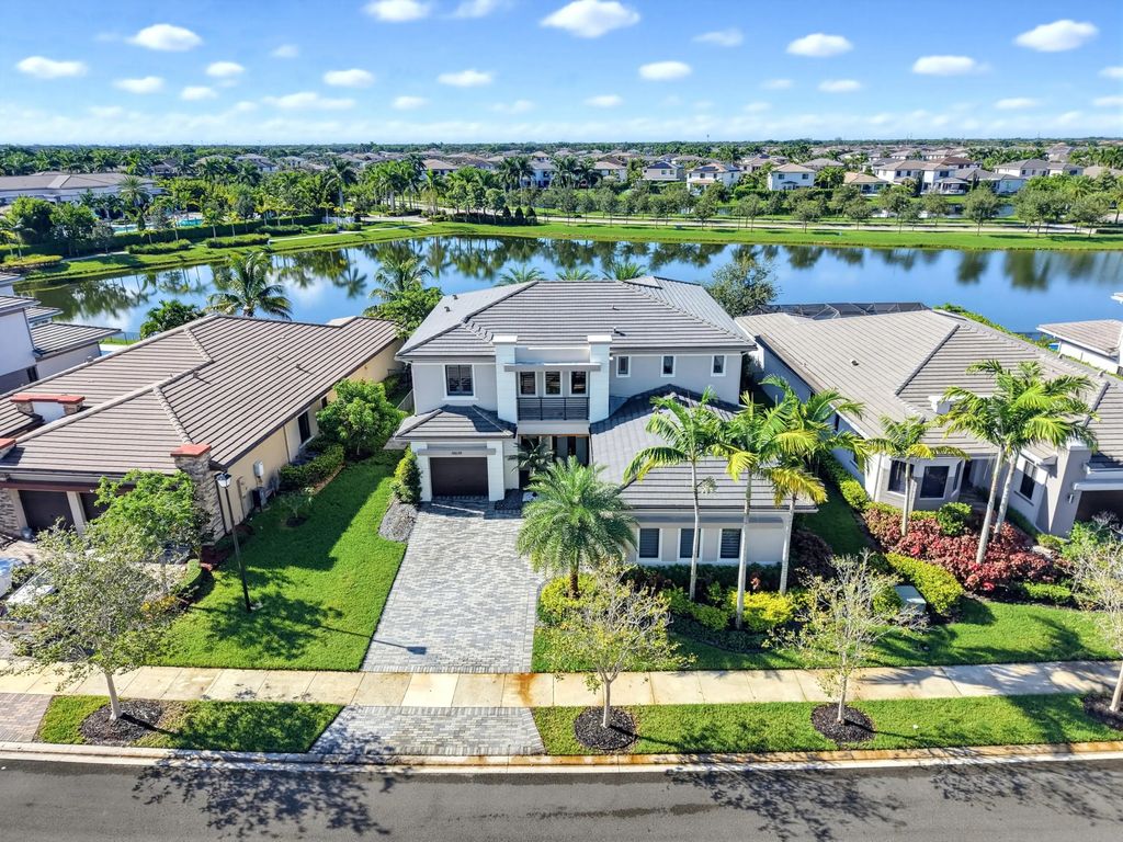 10530 Cobalt Court, Parkland
