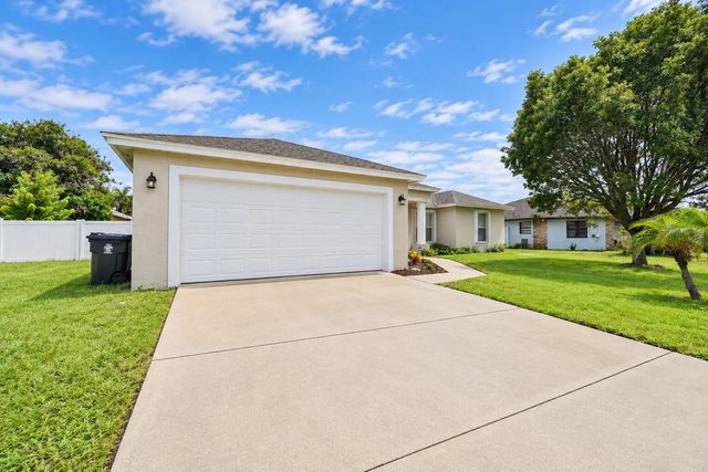 4 of 40 - 326 Se Starfish Avenue, Port St. Lucie, FL
