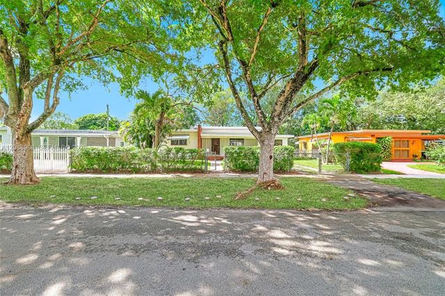 2 of 29 - 340 Nw 128th Street, North Miami, FL