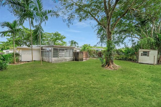 4 of 29 - 340 Nw 128th Street, North Miami, FL