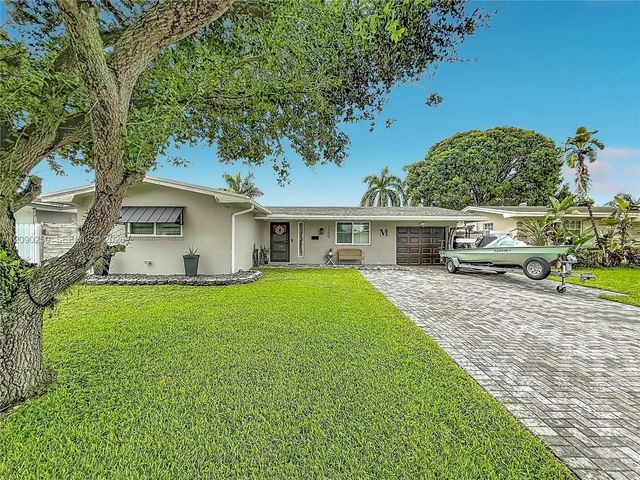 1150 Nw 86th Terrace, Pembroke Pines