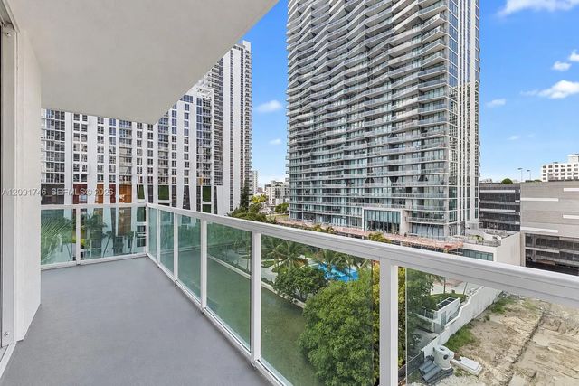 3 of 28 - 500 Ne 29th Street #804, Miami, FL