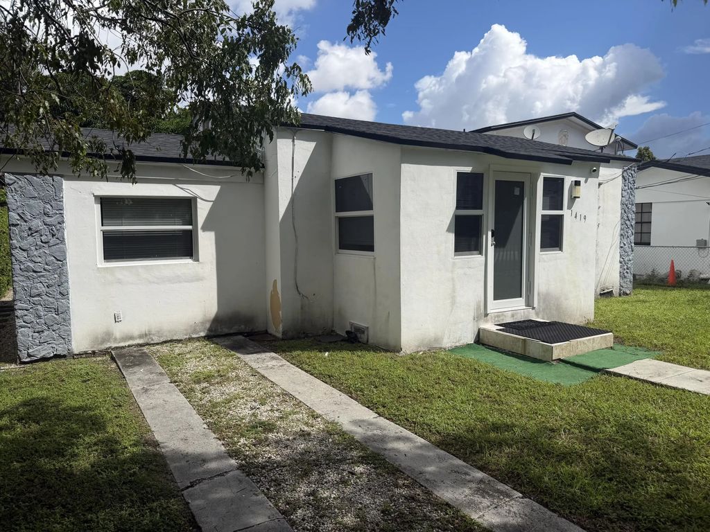1419 Nw 44th Street #1, Miami