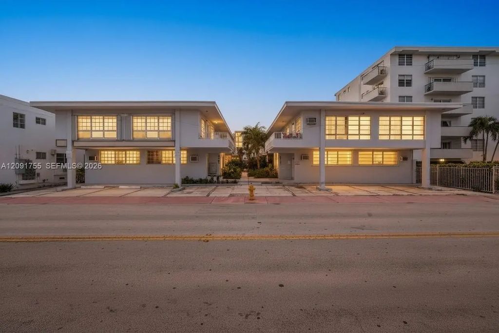 8010 Tatum Waterway Drive #5, Miami Beach