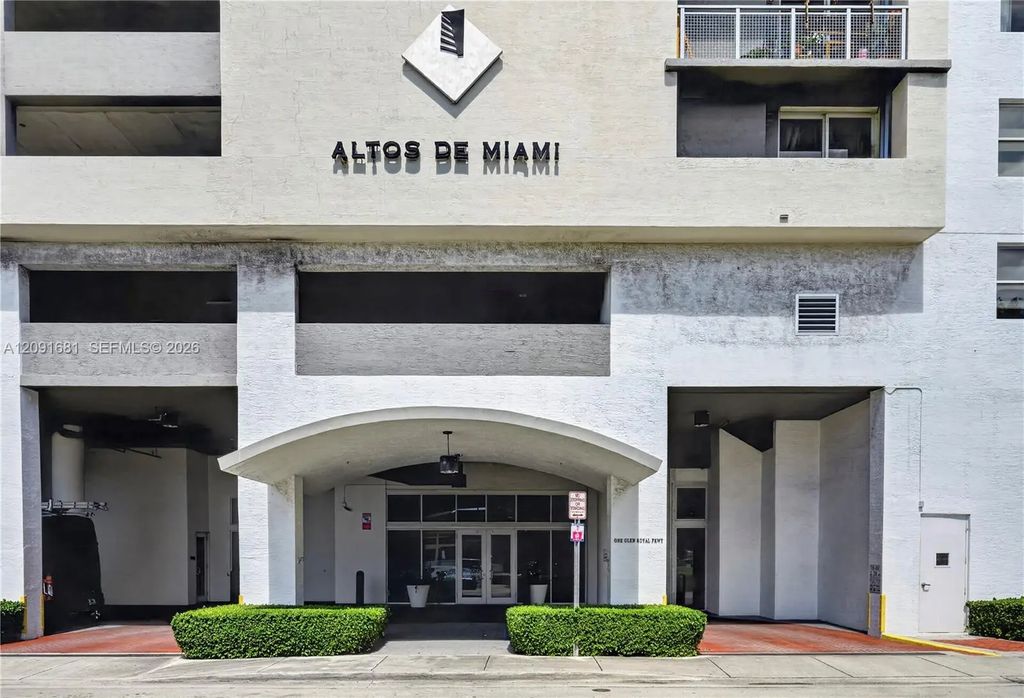 1 Glen Royal Parkway #903, Miami