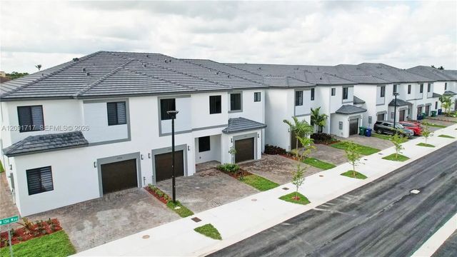 4 of 18 - 15720 Sw 136th Way, Miami, FL