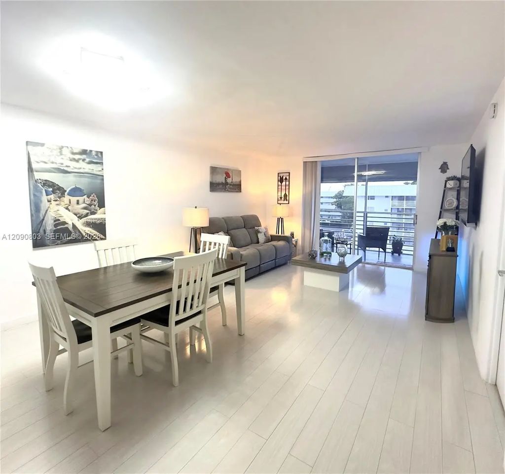 3750 Ne 170th Street #404, North Miami Beach