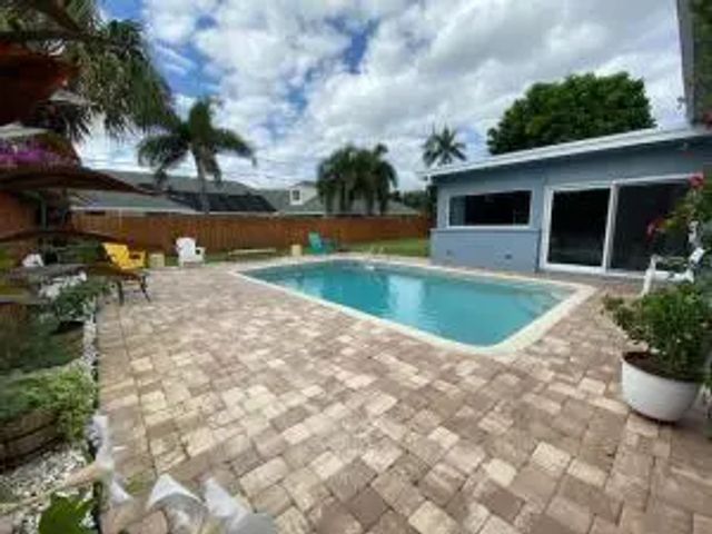6601 Lake Clarke Drive, Lake Clarke Shores