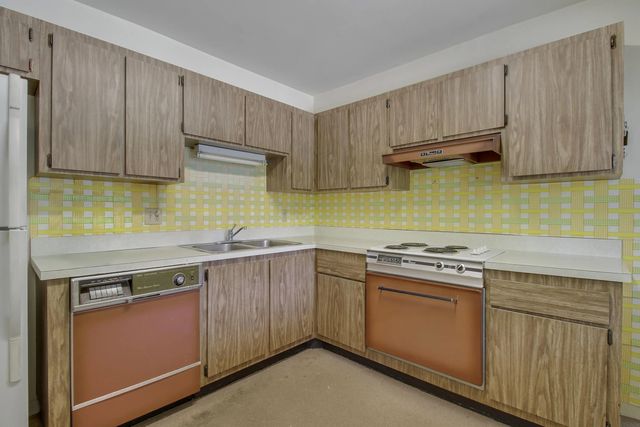 2 of 28 - 313 Balsam Street, Palm Beach Gardens, FL