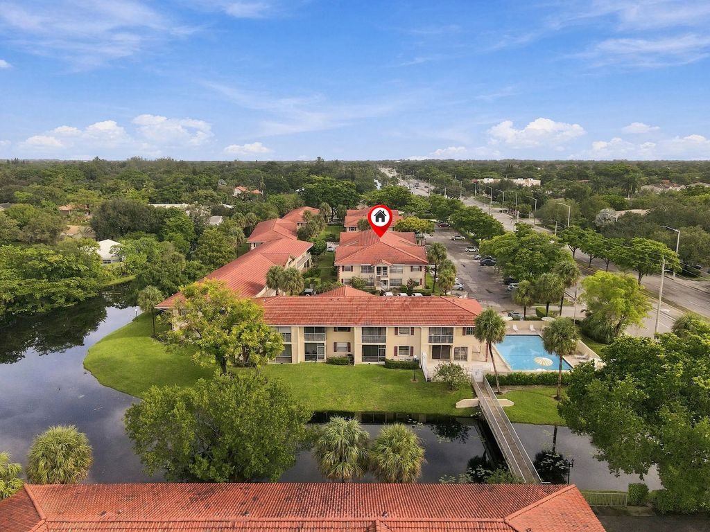 3668 N University Drive #d-7, Coral Springs