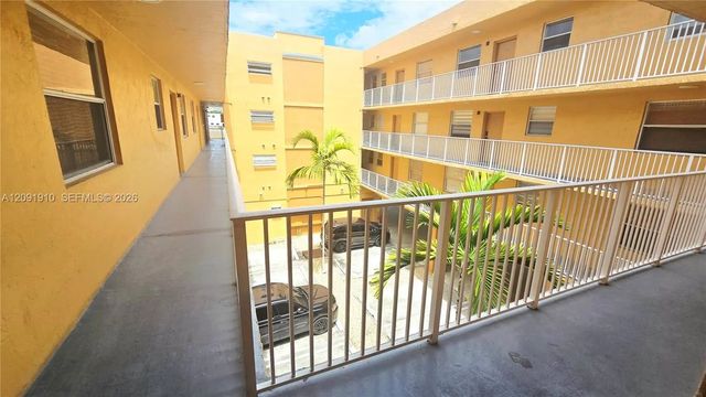 2441 Sw 31st Avenue #207, Miami