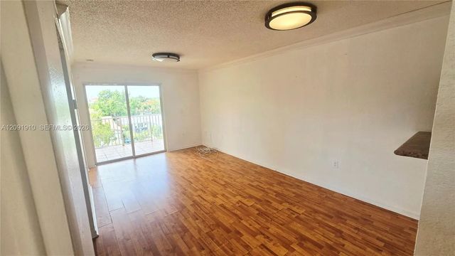 4 of 66 - 2441 Sw 31st Avenue #207, Miami, FL