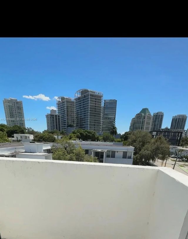 3051 Sw 27th Avenue #402, Miami